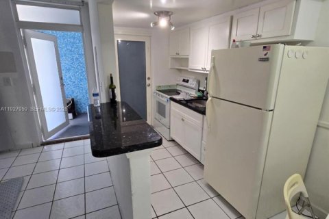 Copropriété à vendre à Miami Beach, Floride: 1 chambre, 45.52 m2 № 1988247 - photo 5