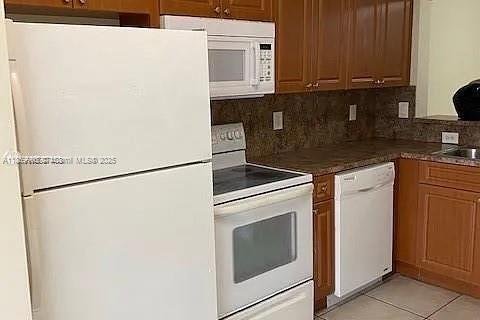 Condo in Cutler Bay, Florida, 2 bedrooms  № 1890587 - photo 15