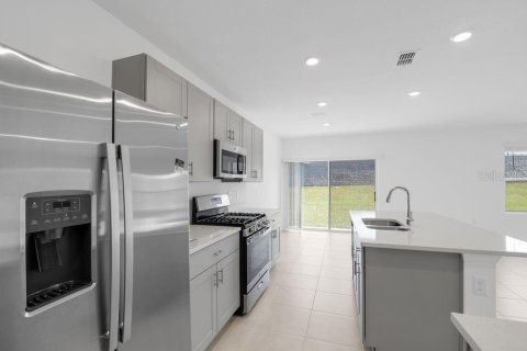 Casa en venta en Groveland, Florida, 4 dormitorios, 210.98 m2 № 1907851 - foto 7