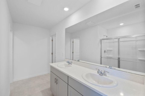 Casa en venta en Groveland, Florida, 4 dormitorios, 210.98 m2 № 1907851 - foto 18