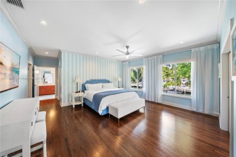 House in Coral Gables, Florida 4 bedrooms, 313.27 sq.m. № 1683189 - photo 24