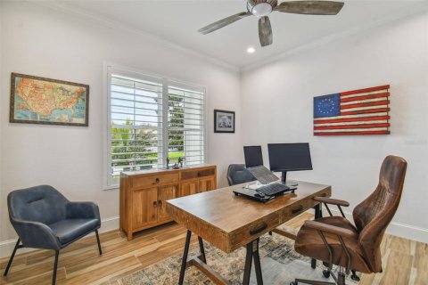 Villa ou maison à vendre à Tampa, Floride: 5 chambres, 384.71 m2 № 2095341 - photo 10