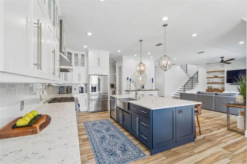 Villa ou maison à vendre à Tampa, Floride: 5 chambres, 384.71 m2 № 2095341 - photo 20