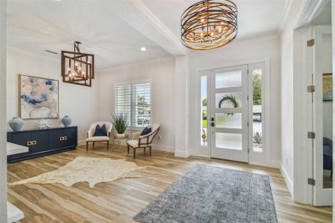 Villa ou maison à vendre à Tampa, Floride: 5 chambres, 384.71 m2 № 2095341 - photo 7