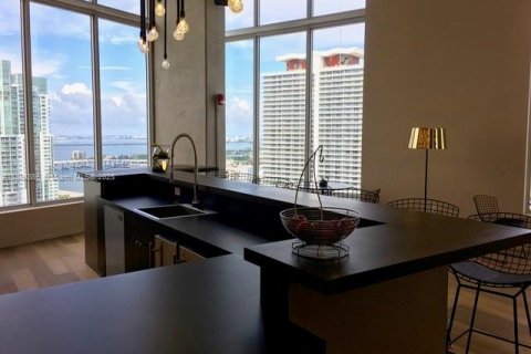 Condo in Miami, Florida  № 1877736 - photo 10