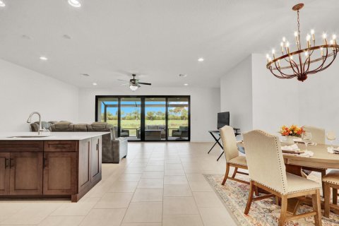 Villa ou maison à vendre à Port St. Lucie, Floride: 2 chambres, 162.86 m2 № 2087417 - photo 11