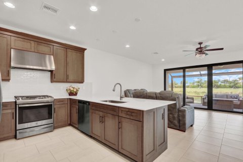 Villa ou maison à vendre à Port St. Lucie, Floride: 2 chambres, 162.86 m2 № 2087417 - photo 9