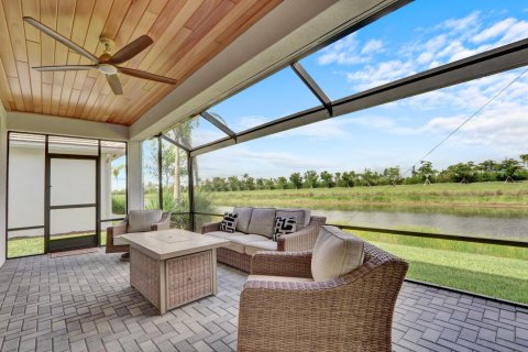 Villa ou maison à vendre à Port St. Lucie, Floride: 2 chambres, 162.86 m2 № 2087417 - photo 25