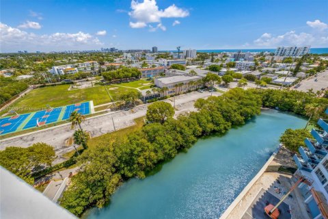 Condominio en venta en Miami Beach, Florida, 2 dormitorios, 104.89 m2 № 1938419 - foto 24