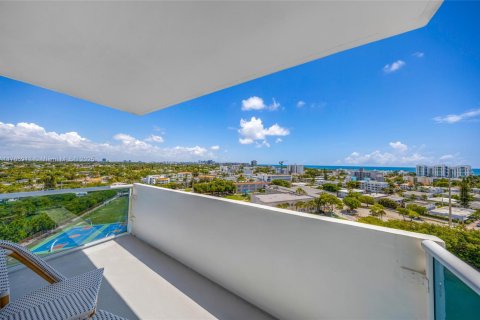 Condominio en venta en Miami Beach, Florida, 2 dormitorios, 104.89 m2 № 1938419 - foto 23