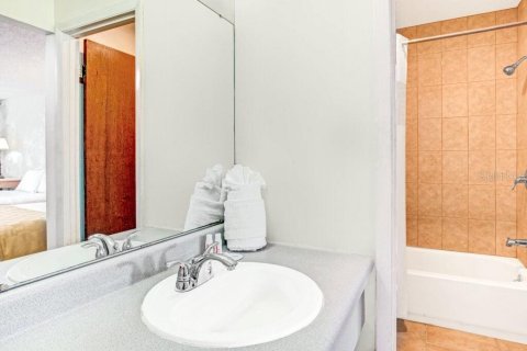 Hotel en venta en Kissimmee, Florida, 2440.45 m2 № 1762068 - foto 8
