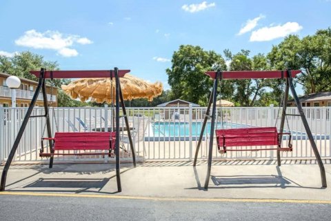 Hotel en venta en Kissimmee, Florida, 2440.45 m2 № 1762068 - foto 13