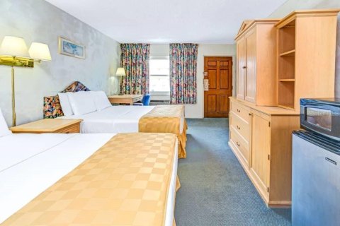 Hotel en venta en Kissimmee, Florida, 2440.45 m2 № 1762068 - foto 9