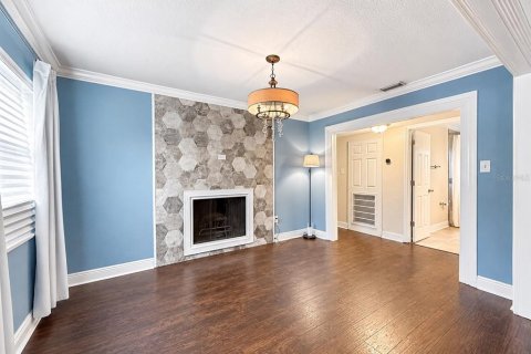 Villa ou maison à louer à Tampa, Floride: 5 chambres, 227.89 m2 № 2287952 - photo 6
