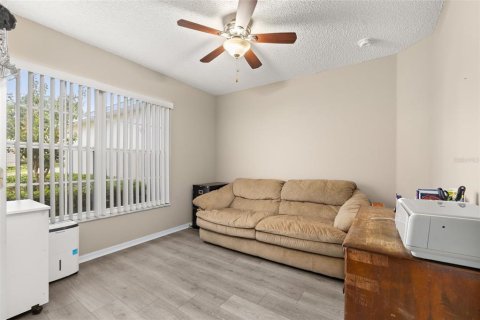 House in Clermont, Florida 2 bedrooms, 127.93 sq.m. № 2222658 - photo 9