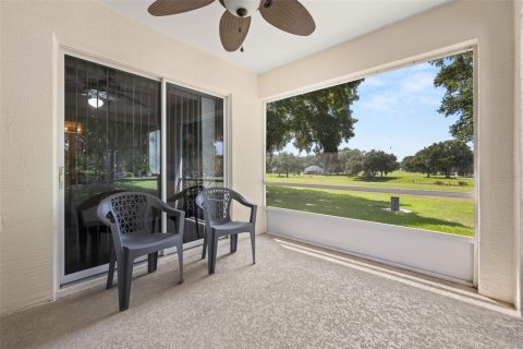 House in Clermont, Florida 2 bedrooms, 127.93 sq.m. № 2222658 - photo 4
