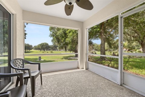 House in Clermont, Florida 2 bedrooms, 127.93 sq.m. № 2222658 - photo 5