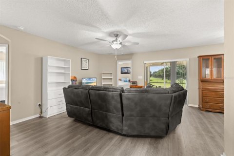 House in Clermont, Florida 2 bedrooms, 127.93 sq.m. № 2222658 - photo 14