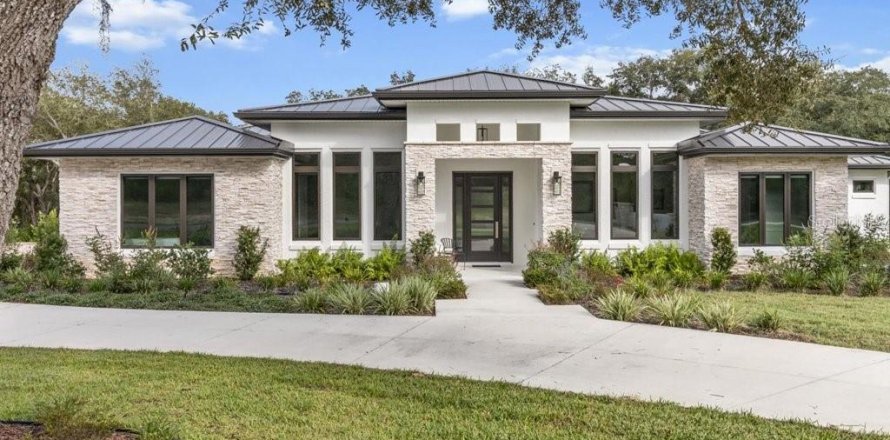 House in Lecanto, Florida 3 bedrooms, 277.68 sq.m. № 1876257