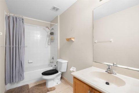 House in Miramar, Florida 6 bedrooms, 317.35 sq.m. № 2043857 - photo 28