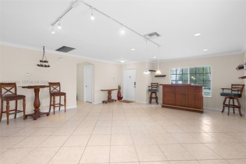 House in Miramar, Florida 6 bedrooms, 317.35 sq.m. № 2043857 - photo 8