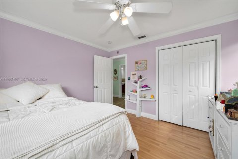 Villa ou maison à vendre à Miami, Floride: 4 chambres, 153.38 m2 № 2063754 - photo 23