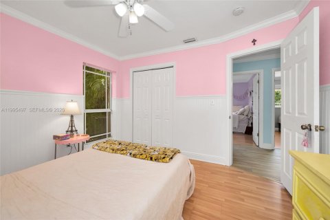Villa ou maison à vendre à Miami, Floride: 4 chambres, 153.38 m2 № 2063754 - photo 21