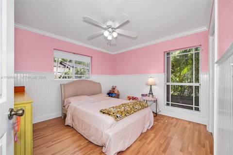Villa ou maison à vendre à Miami, Floride: 4 chambres, 153.38 m2 № 2063754 - photo 20