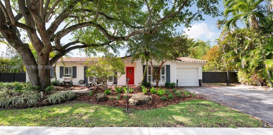 Villa ou maison à Miami, Floride 4 chambres, 153.38 m2 № 2063754