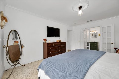 Villa ou maison à vendre à Miami, Floride: 4 chambres, 153.38 m2 № 2063754 - photo 25