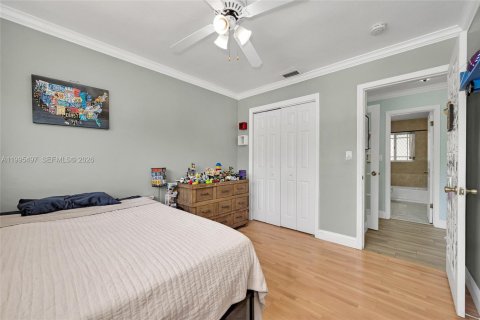 Villa ou maison à vendre à Miami, Floride: 4 chambres, 153.38 m2 № 2063754 - photo 18