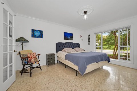 Villa ou maison à vendre à Miami, Floride: 4 chambres, 153.38 m2 № 2063754 - photo 24