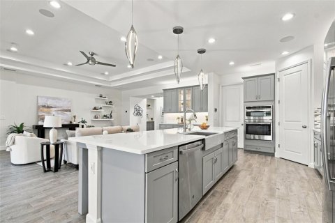 Villa ou maison à vendre à Wesley Chapel, Floride: 5 chambres, 321.53 m2 № 2418862 - photo 19
