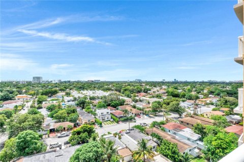 Condominio en Miami, Florida, 1 dormitorio № 1940929