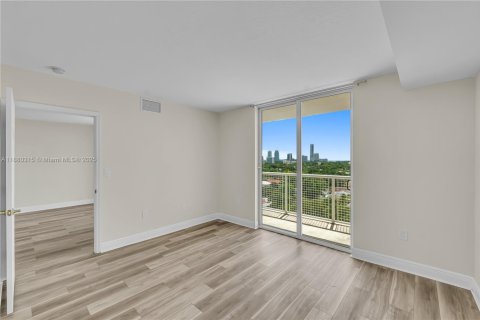 Condominio en venta en Miami, Florida, 1 dormitorio, 65.96 m2 № 1940929 - foto 19
