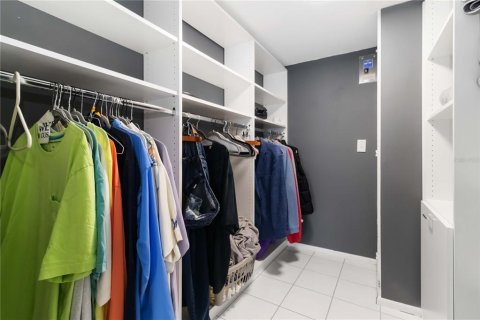 Купить кондоминиум в Венеция, Флорида 8 комнат, 93.65м2, № 1845157 - фото 24