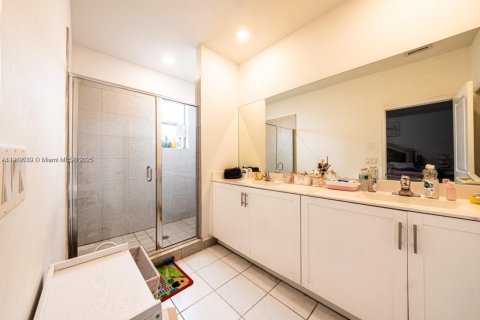 Купить таунхаус в Хомстед, Флорида 3 спальни, 169.73м2, № 1968010 - фото 15