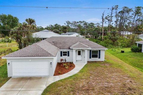 Casa en venta en Port Charlotte, Florida, 3 dormitorios, 139.54 m2 № 1537904 - foto 1