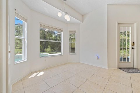 House in Orlando, Florida 4 bedrooms, 226.31 sq.m. № 2122791 - photo 6