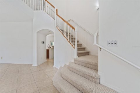 House in Orlando, Florida 4 bedrooms, 226.31 sq.m. № 2122791 - photo 13