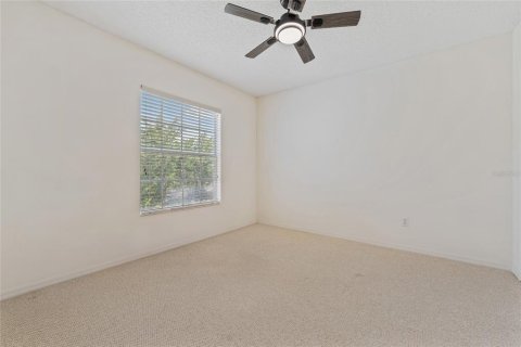 House in Orlando, Florida 4 bedrooms, 226.31 sq.m. № 2122791 - photo 20