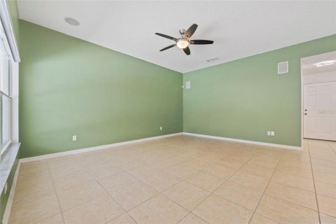 House in Orlando, Florida 4 bedrooms, 226.31 sq.m. № 2122791 - photo 10