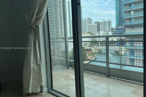 Copropriété à louer à Miami, Floride: 1 chambre, 73.86 m2 № 2023957 - photo 12