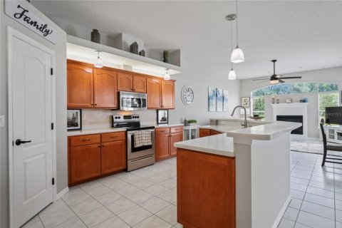 Casa en venta en Spring Hill, Florida, 3 dormitorios, 258.27 m2 № 1770909 - foto 12