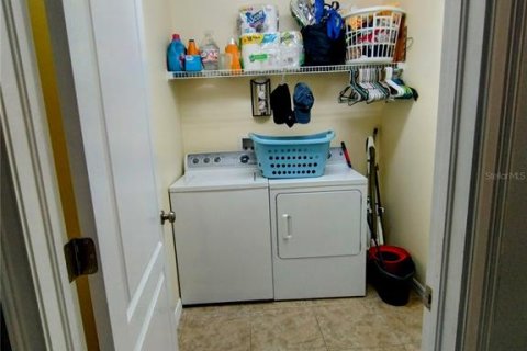 House in Wesley Chapel, Florida 3 bedrooms, 156.63 sq.m. № 1847520 - photo 18