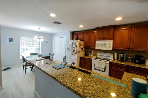 House in Wesley Chapel, Florida 3 bedrooms, 156.63 sq.m. № 1847520 - photo 17