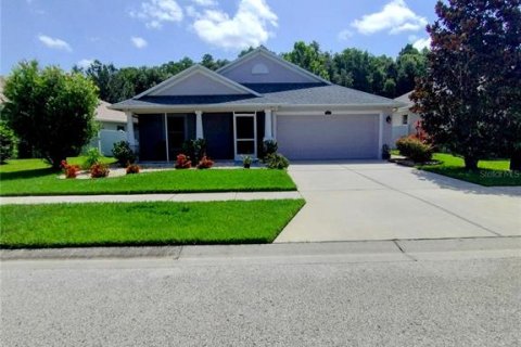 House in Wesley Chapel, Florida 3 bedrooms, 156.63 sq.m. № 1847520 - photo 1
