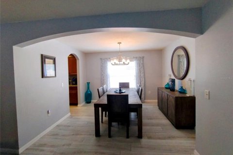 House in Wesley Chapel, Florida 3 bedrooms, 156.63 sq.m. № 1847520 - photo 9
