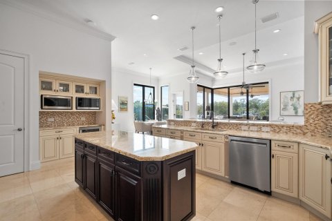 Villa ou maison à vendre à Port St. Lucie, Floride: 6 chambres, 577.2 m2 № 2176677 - photo 10