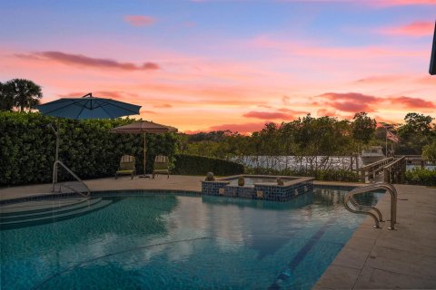 Villa ou maison à vendre à Port St. Lucie, Floride: 6 chambres, 577.2 m2 № 2176677 - photo 24